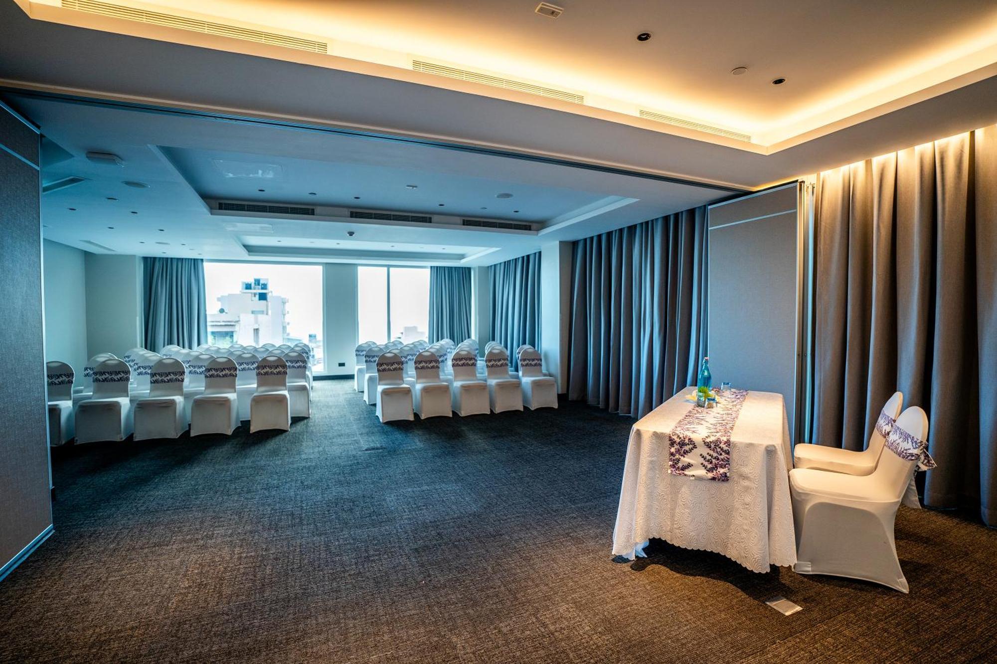 Sofia Colombo City Hotel エクステリア 写真